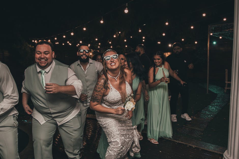 Couple dancing at wedding reception captured by wedding photographer
